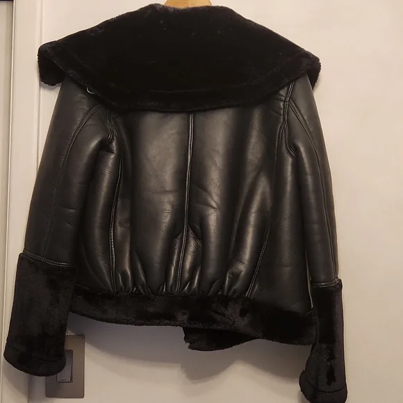 Jacket - Picture 4 of 4